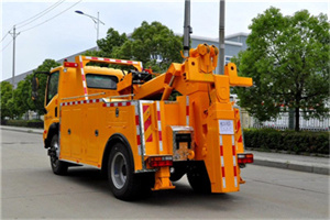 城步高速路拖车费